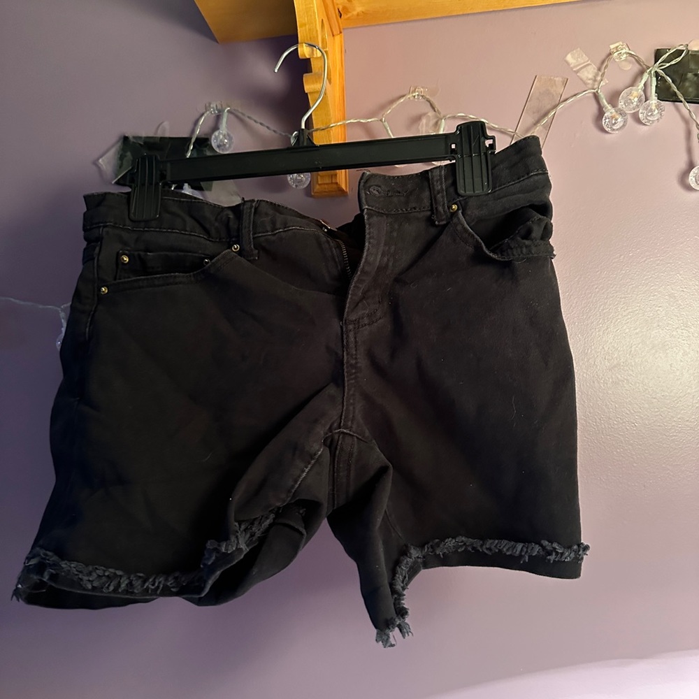 Workshop by Andrea Jovine Black Denim Shorts Size 6